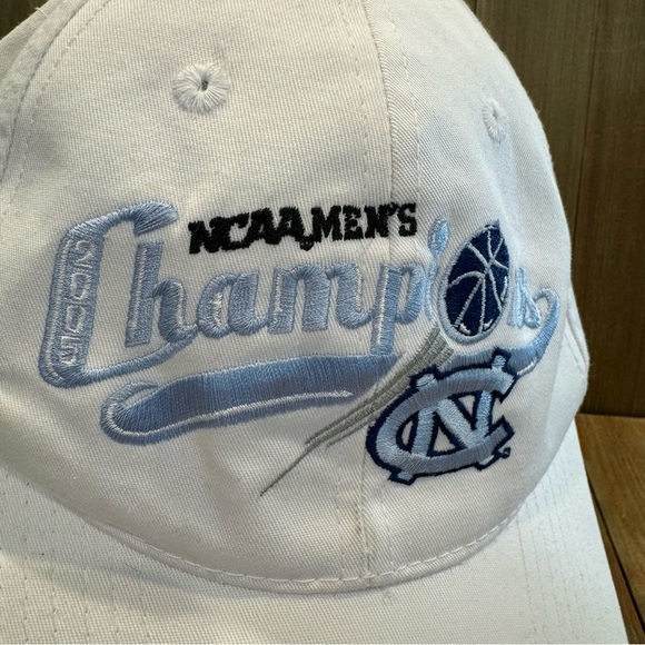 UNC‎ Tarheels Collectible 005 NCAA National Championship Baseball Hat White - Picture 5 of 7